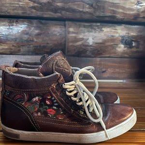 Inkkas Rooster Camping Boot